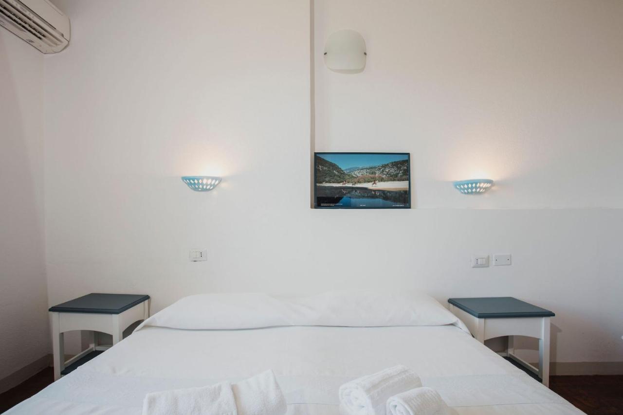 Resort Fior Di Sardegna Posada  Eksteriør billede