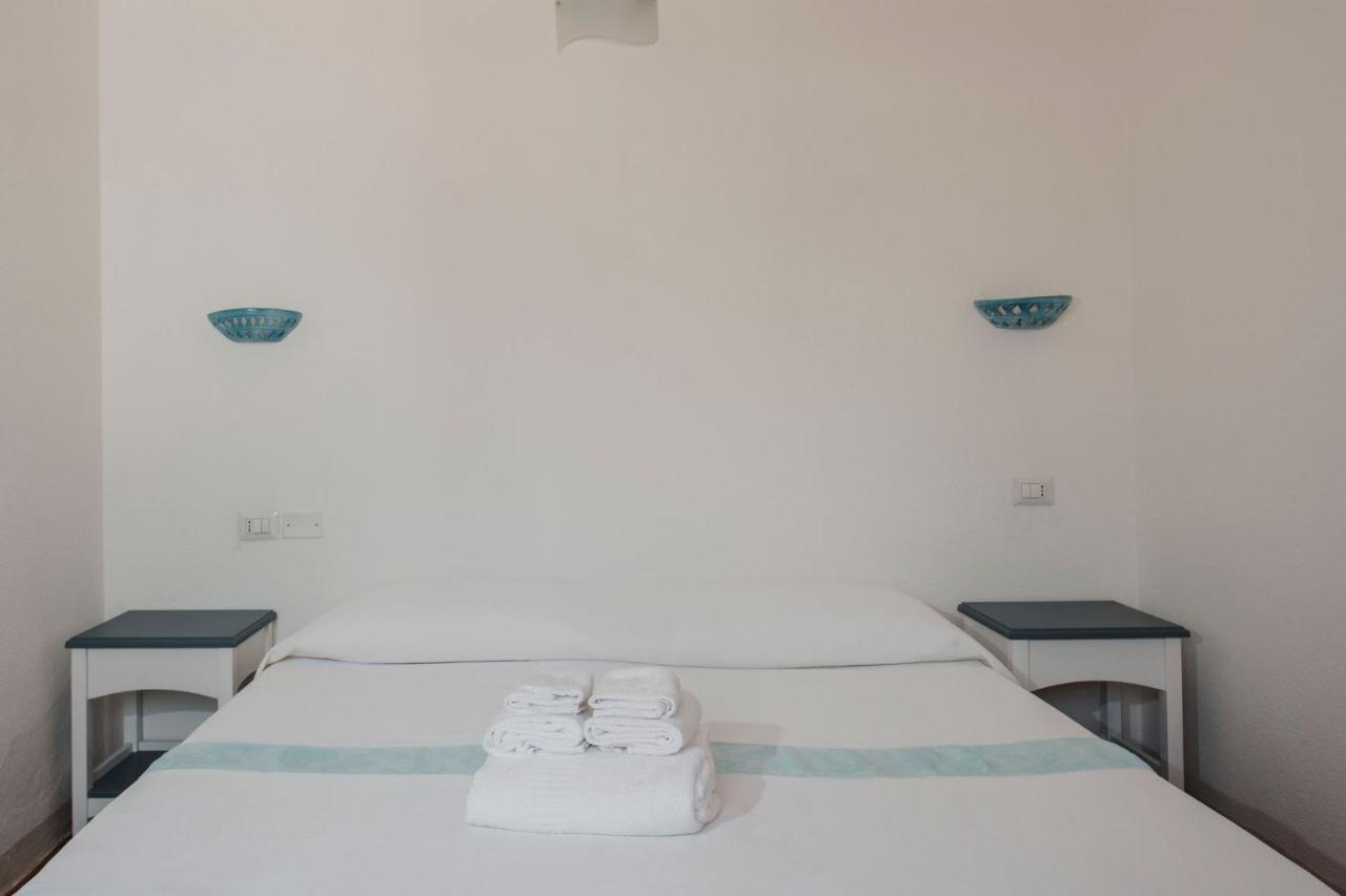 Resort Fior Di Sardegna Posada  Eksteriør billede