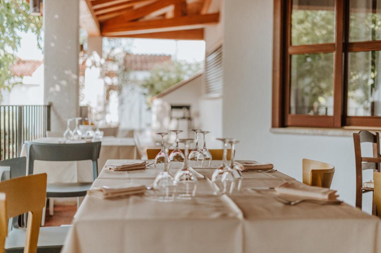 Resort Fior Di Sardegna Posada  Eksteriør billede
